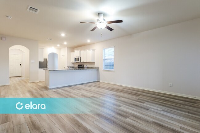 Building Photo - 25421 Cypress Bend Dr
