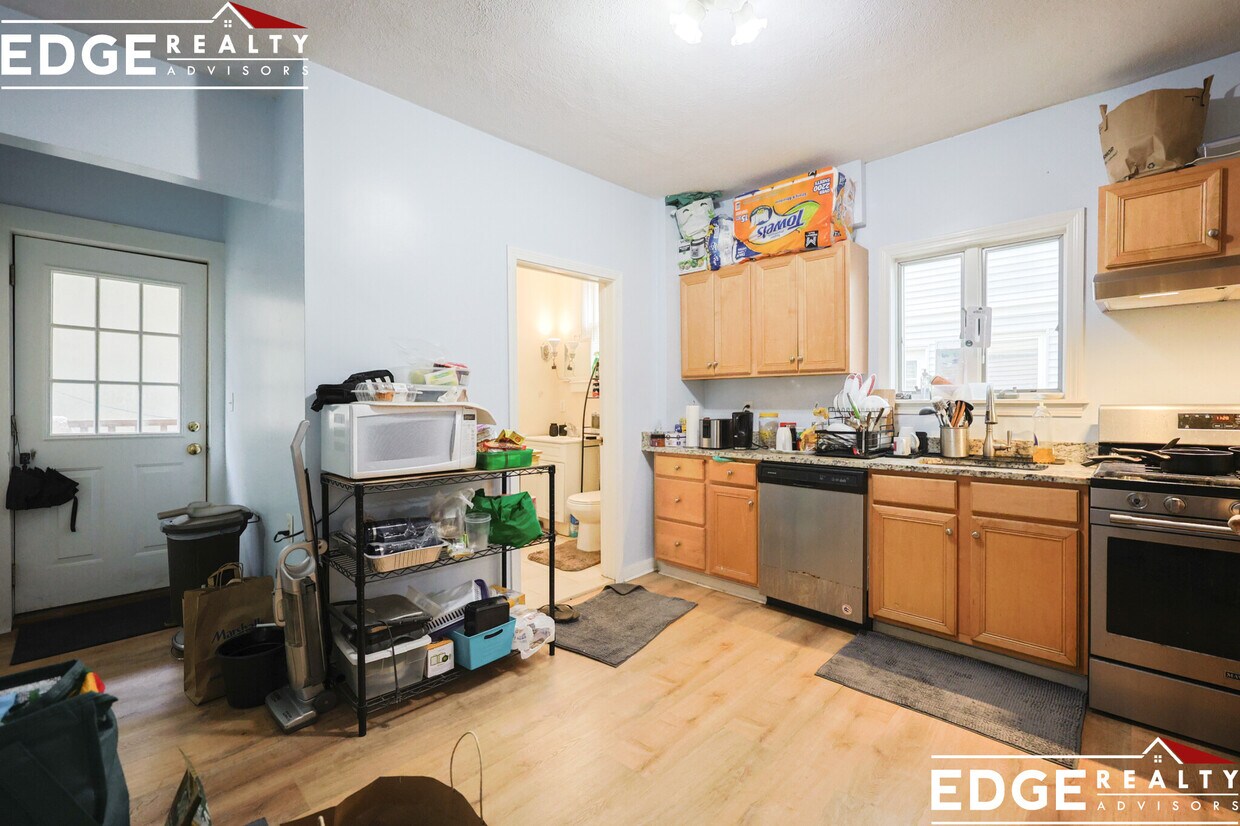 Foto principal - 157 Murdock St