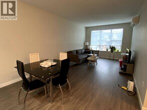 Building Photo - 9388 Tomicki Ave