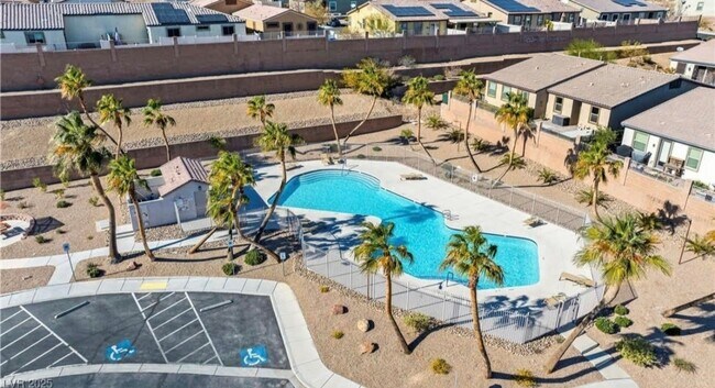 Foto del edificio - BEAUTIFUL 2 Bedroom 2 Bath Home