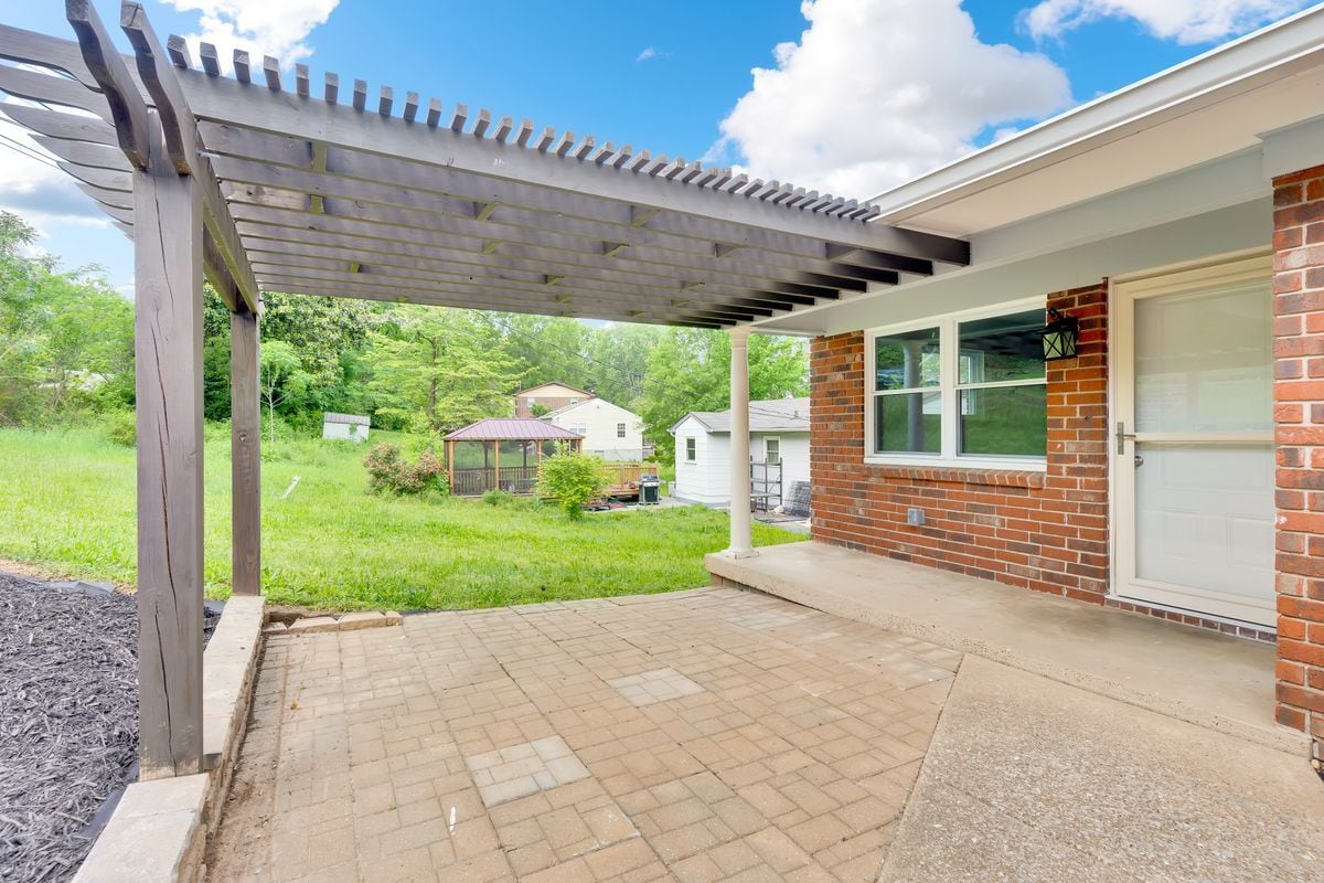 Primary Photo - 4107 Cherryton Dr