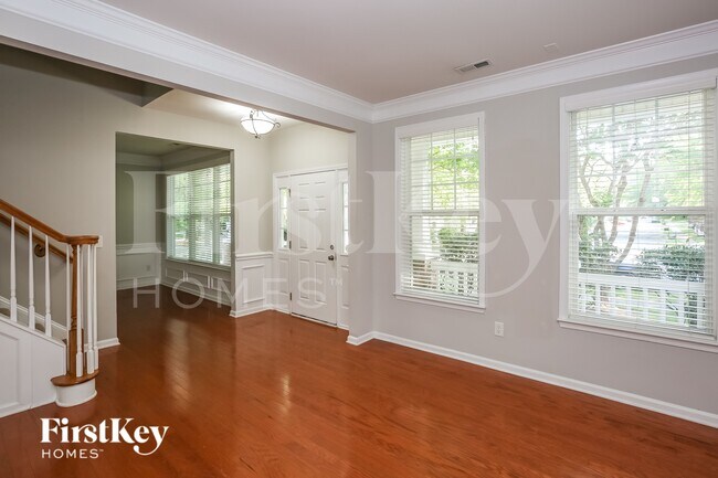 Building Photo - 12300 Backwater Dr