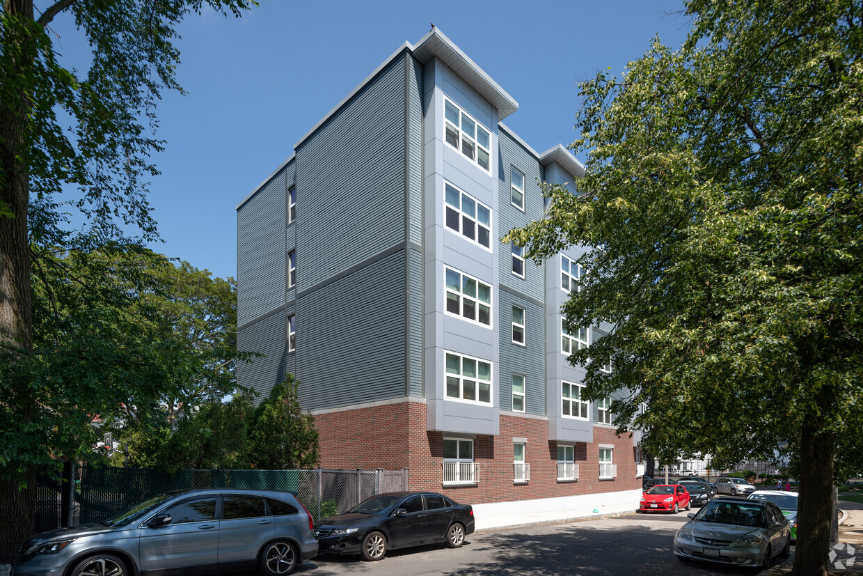 Foto del edificio - O'Connor Way Elderly Housing