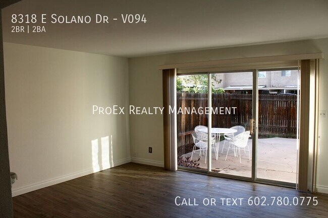 Foto del edificio - 8318 E Solano Dr