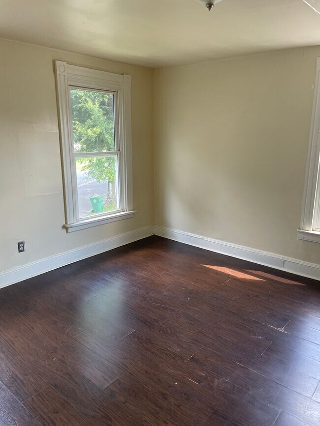 Foto del edificio - 3320 Meadowbridge Rd