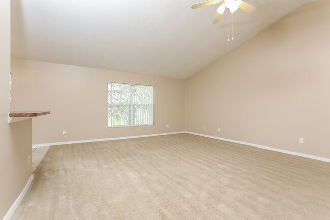 Foto del edificio - 203 Southern Breeze Dr