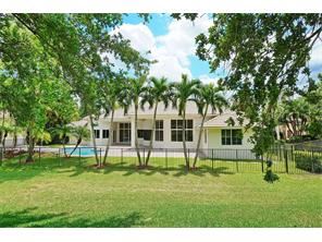 Foto del edificio - 2549 Royal Palm Way