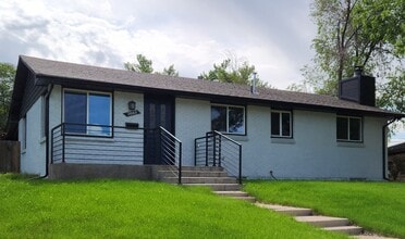 Building Photo - 5060 S Fox St