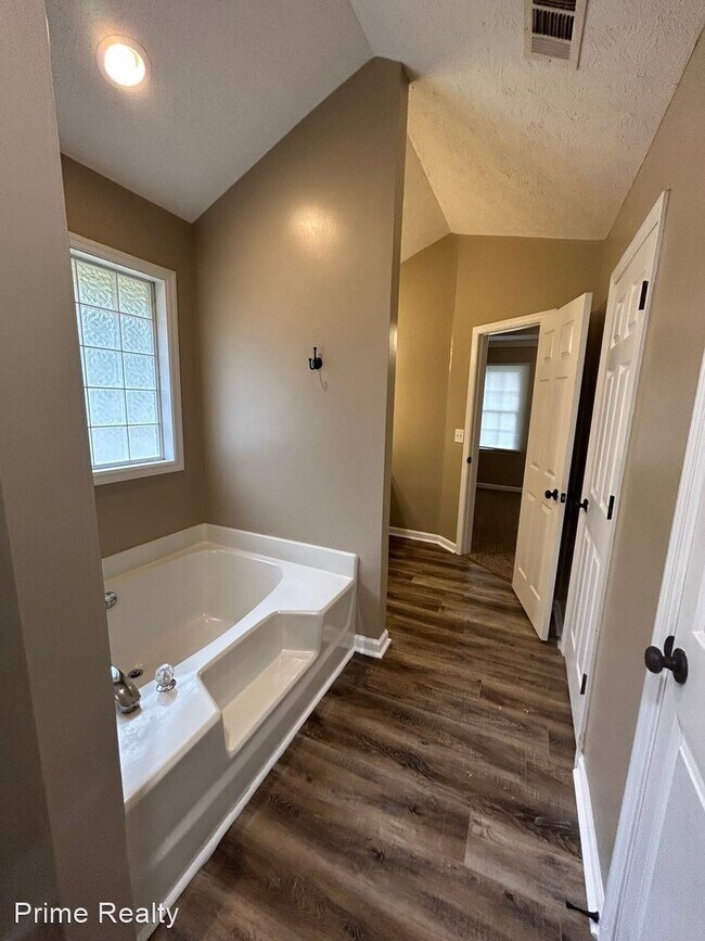 Building Photo - 3 br, 2 bath House - 2610 Alpha Drive