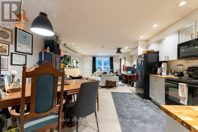 Building Photo - 204 Berkeley St