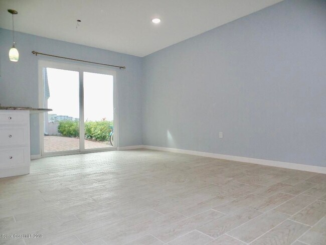 Tile Floors - 390 W Cocoa Beach Cswy