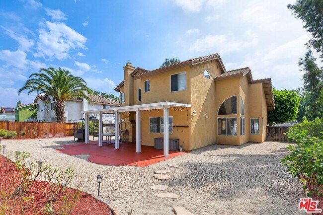 Foto del edificio - 39851 Ranchwood Dr