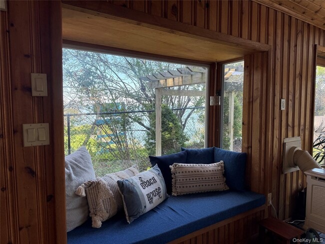 Foto del edificio - 107 Waterview Dr