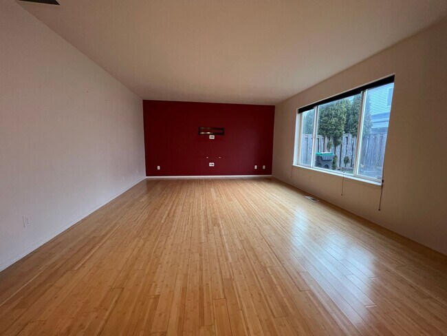Foto del edificio - 16973 NW Arizona Drive ~ Custom Upgraded K...