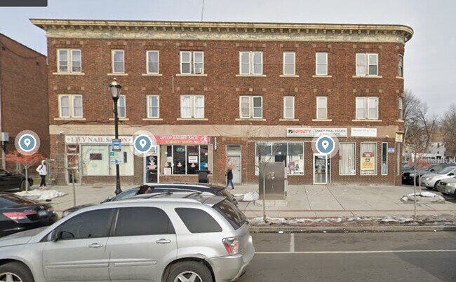 Tinker Building - 1136 Albany Ave