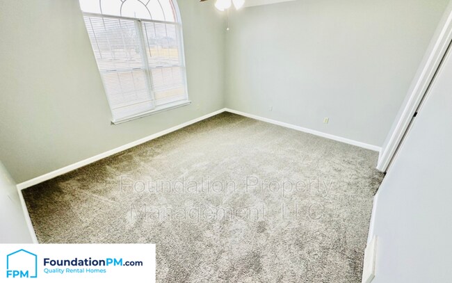 Foto del edificio - 8416 Bridge Creek Dr
