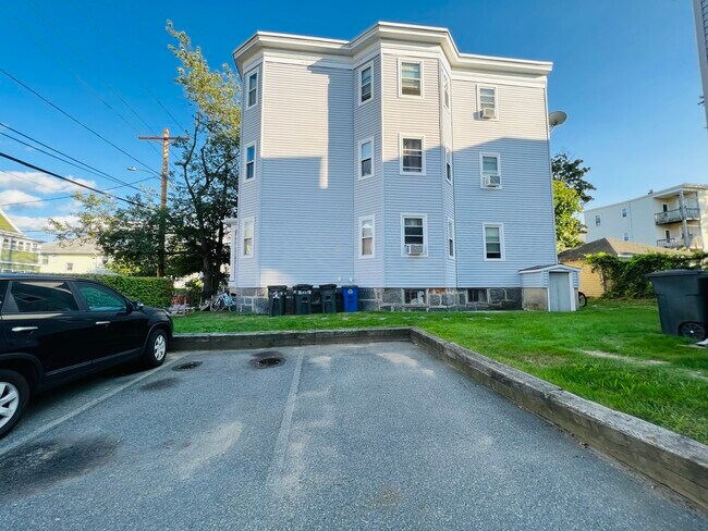 Building Photo - 7 Rawson Rd