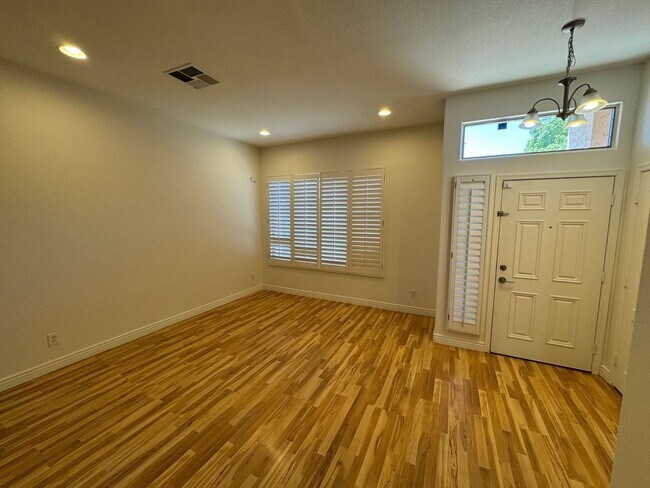 Foto del edificio - 2184 W Megan St