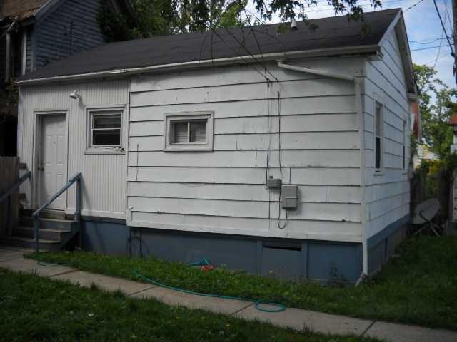 Building Photo - 92 Brayton St