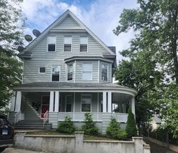Building Photo - 14 Eastwood Ave