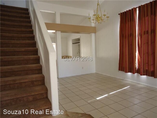 Foto del edificio - 3 br, 3 bath House - 9514 Observer St.
