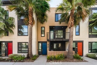 Building Photo - 2850 N Glassell St