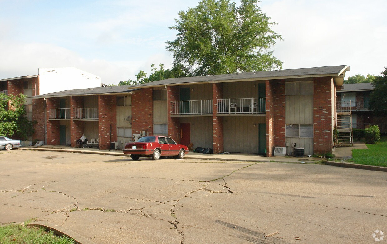 Foto del edificio - Parktowne Apartments