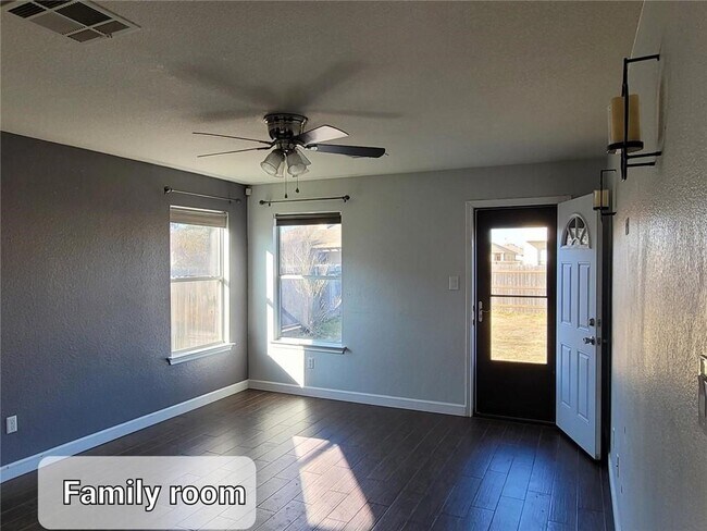 Foto del edificio - 204 Phillips St