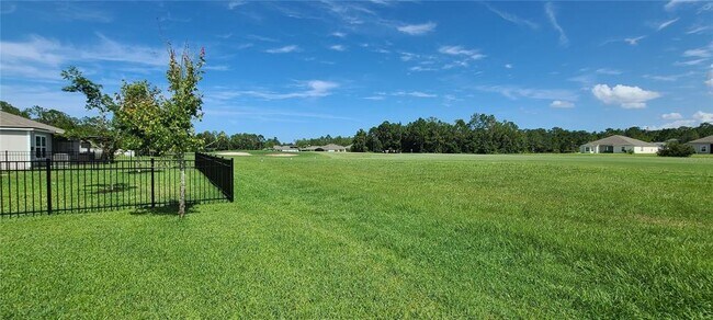 Foto del edificio - 115 Golfview Ct