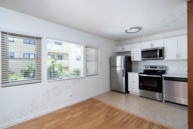 Building Photo - La Jolla Village Studio with Quartz Counte...