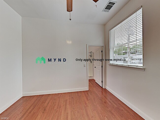 Foto del edificio - 2626 J St