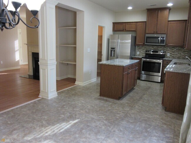 Foto del edificio - 3452 Brockenhurst Dr
