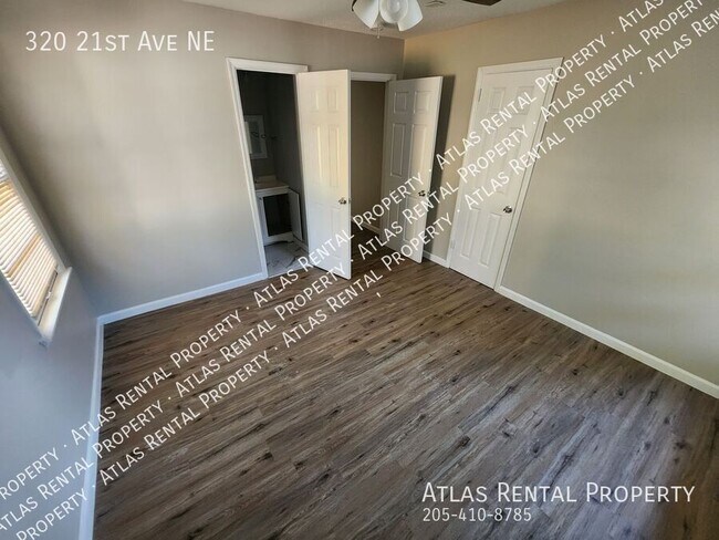 Foto del edificio - 320 21st Ave NE