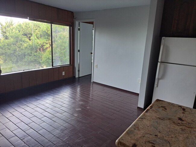 Foto del edificio - 6170 Plymouth Ave