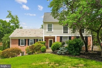 Building Photo - 1305 Key Dr
