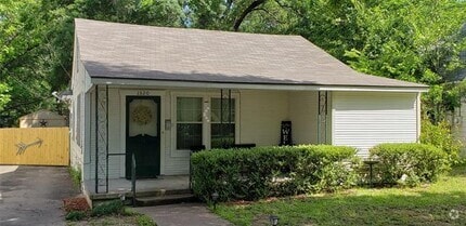 Building Photo - 1520 Woodlawn Ave