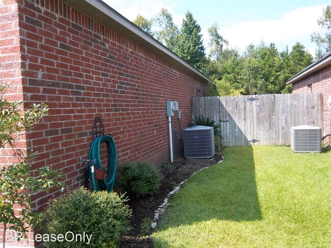 Building Photo - 3 br, 2 bath House - 11237 Caddo Dr.