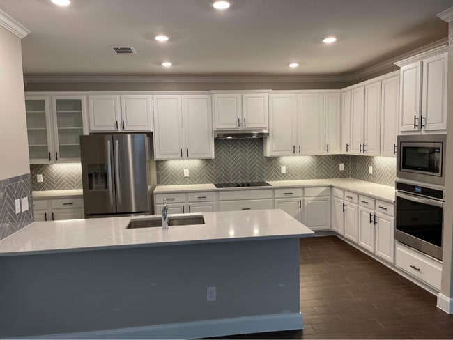 Building Photo - 704 Shoal Crk