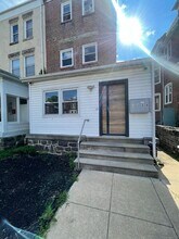 Building Photo - 820 Wynnewood Rd