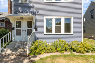 Building Photo - 3449 Snelling Ave