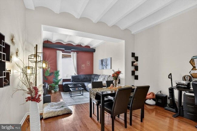 Foto del edificio - 825 N 29th St