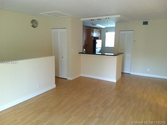 Building Photo - 701 Gardens Dr