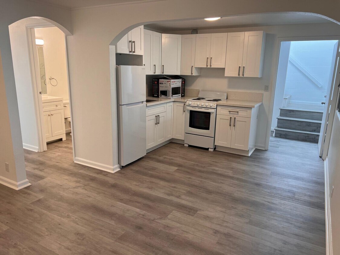 Foto principal - 87-1486 Farrington Hwy