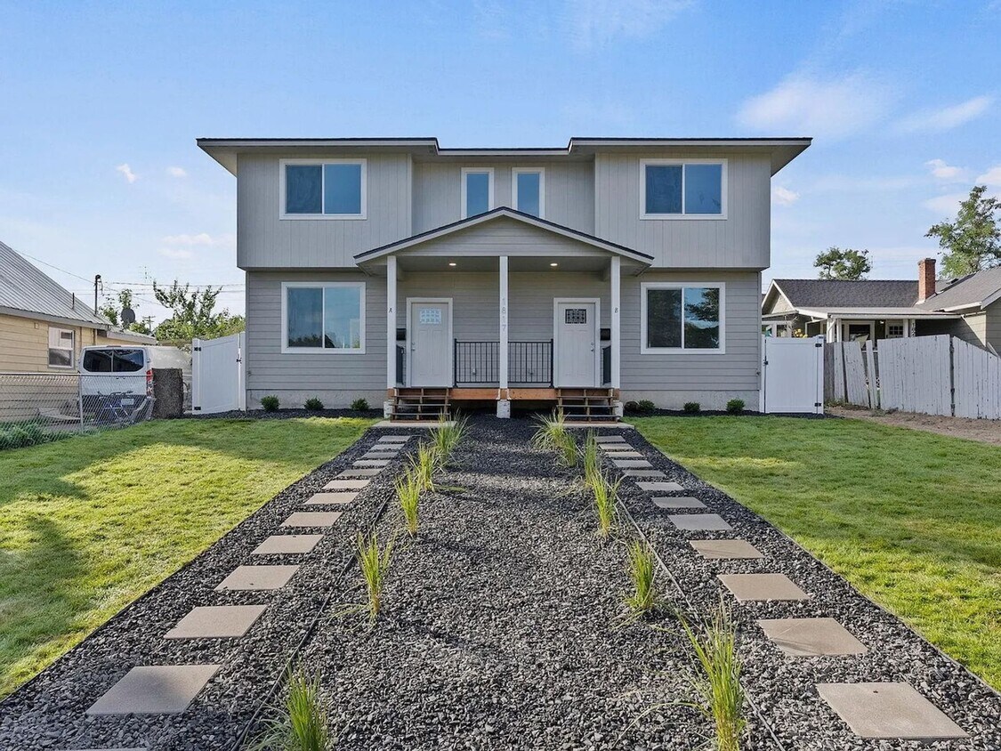 Foto principal - 1817 Spokane