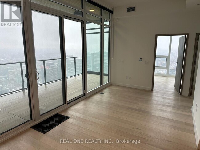 Building Photo - 1 Concord Cityplace Wy