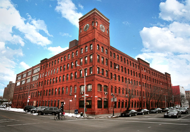 Building Photo - Clock Tower