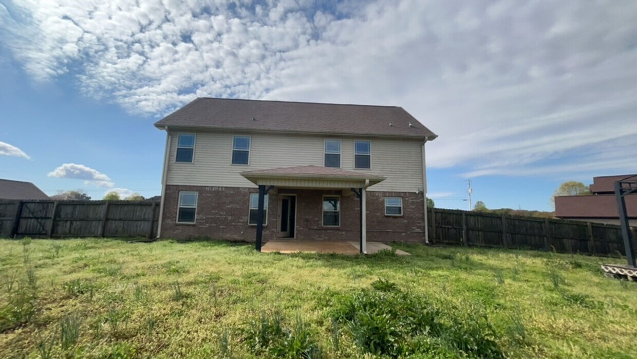 Building Photo - 200 Reeney Dr