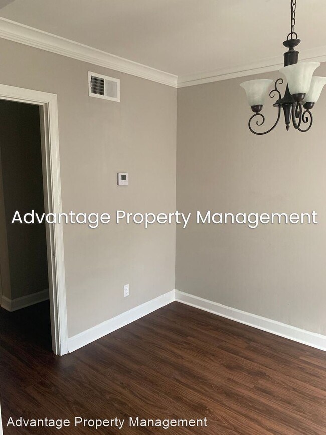 Foto del edificio - 2 br, 1 bath House - 4650 Bowen Ave.