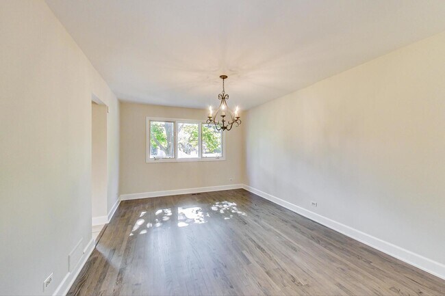Foto del edificio - 2465 Cobblewood Dr