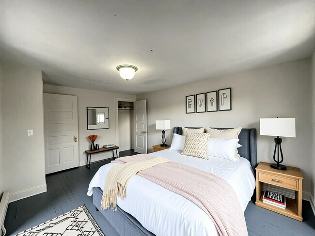 Foto del edificio - 201 E Cottage Pl